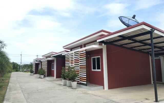 Long D Resort