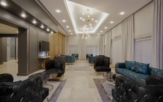 Nishan Hotel