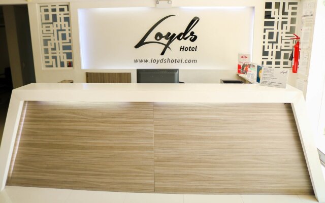 Loyds Hotel