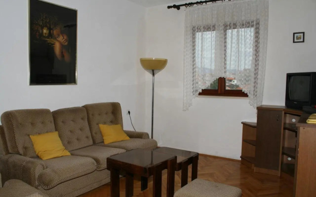 Apartments with a parking space Postira, Brac - 700