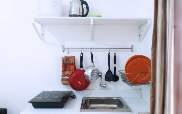 2BR Near Shopping Centre Bassura Apartment