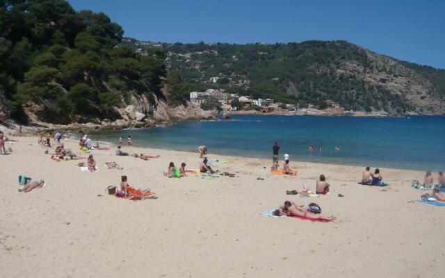 BRAVAHOLIDAYS-22-K7