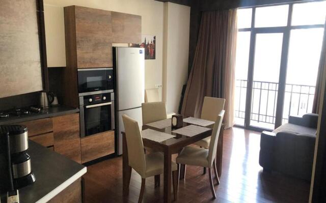Freedom Square Apartment