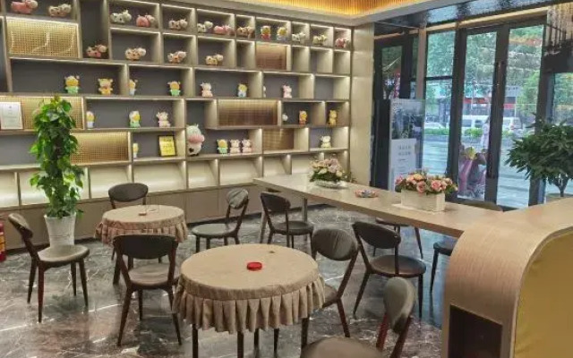 Xingguang Tiandi Apartment (Yichang Yanjiang Xingguang Tiandi)