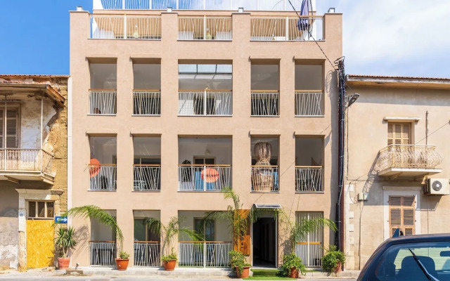 Rosemont Studio With Balcony in Larnaca