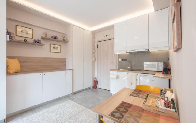 ✰Bright, renovated, spacious and cosy studio✰