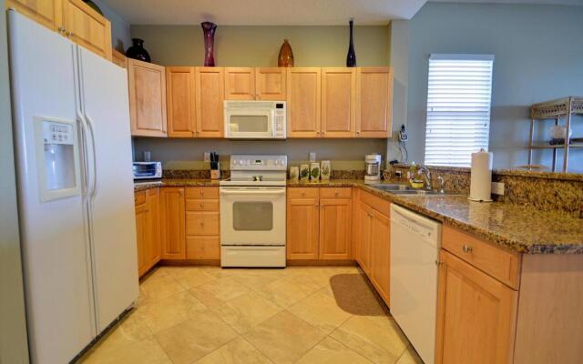 Harborview Grande Three Bedroom 267