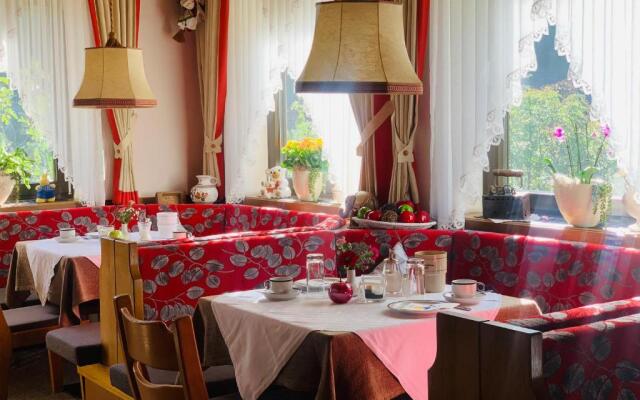 Tannerhof Bed & Breakfast