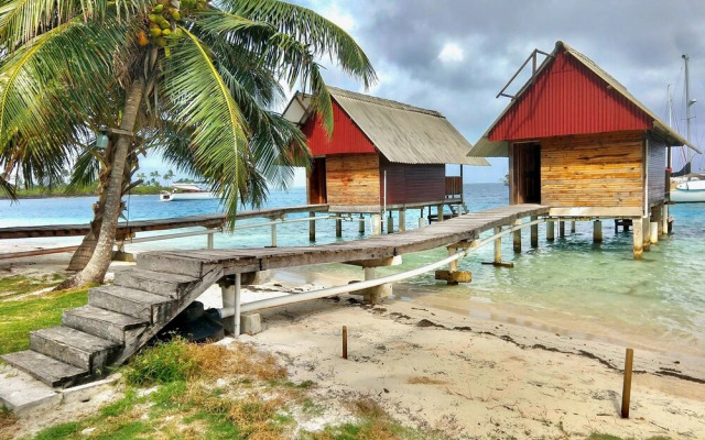 Private Over the Water Cabin on San Blas Island