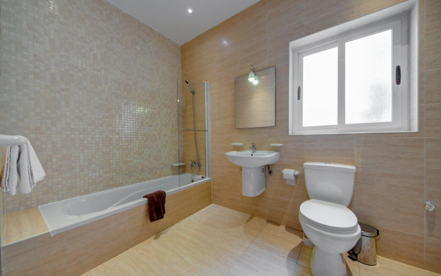 Sliema Ferries 2-bedroom Apt with views