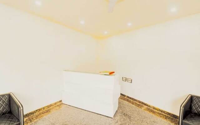 Hotel Pingla Residency