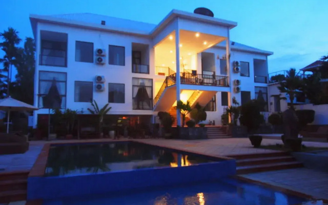 Harbour Hotel