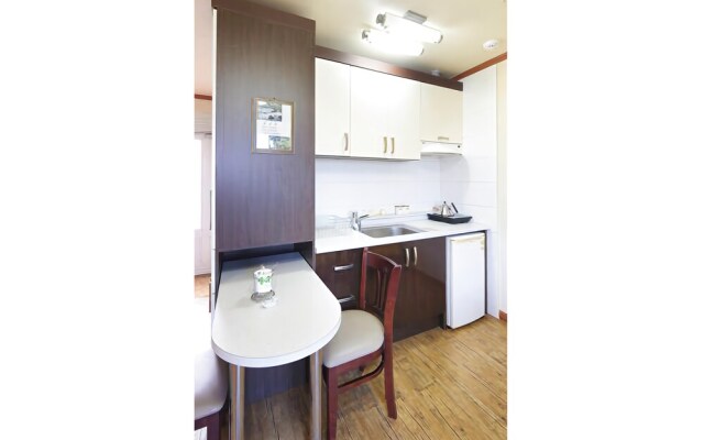 Jeju Between Mountain & Sea Pension