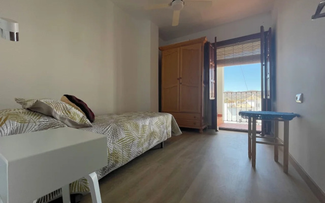 Cd-2063 Three Bedroom With Roof Terrace