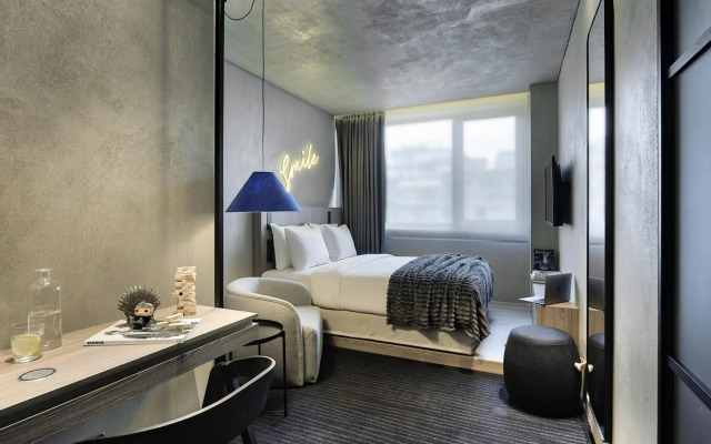 ONOMA Hotel