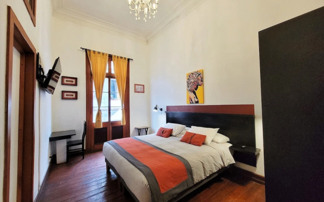 Maki Hostels & Suites Valparaiso
