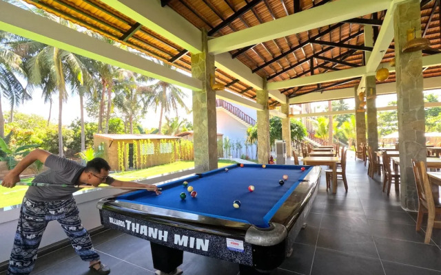 CHARM HON ROM VILLAS by SAZI