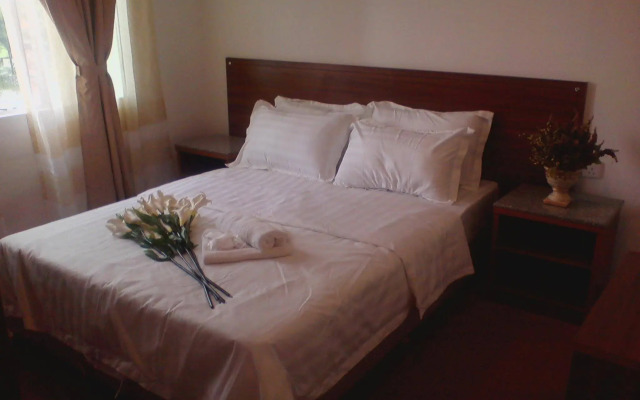 Simfoni Resort