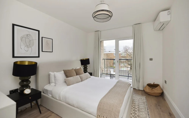 The Wembley Park Sanctuary - Stunning 2bdr Flat With Balcony