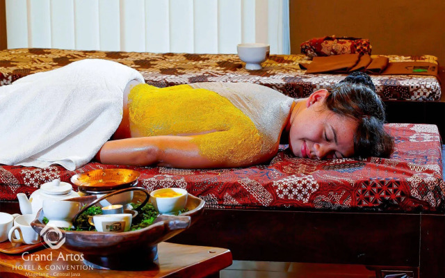 Grand Artos Hotel & Convention