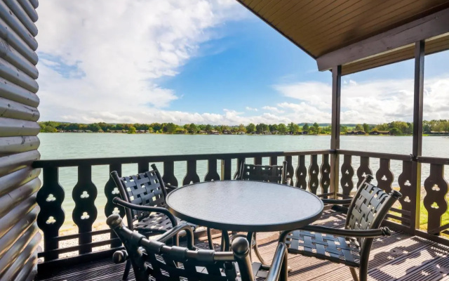 Pine Lake Resort