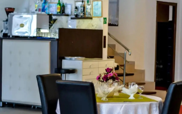 Hostel Roata Cu Noroc