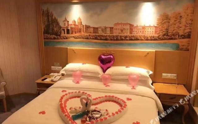 Vienna Hotel (Dongguan Huangjiang Meitang Subway Station Brnch)