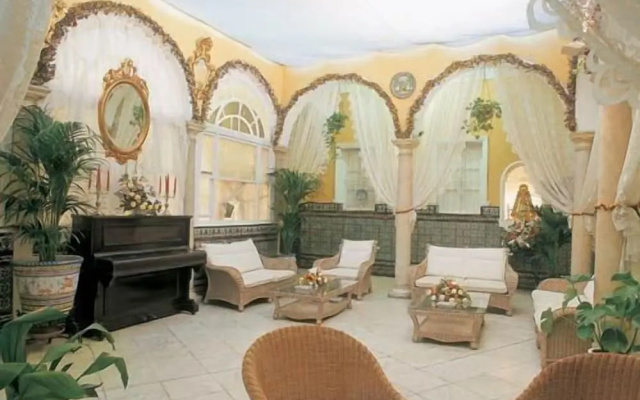 Hostal Sierpes