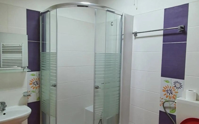 Pensiune Fundeni- Dragonul Rosu