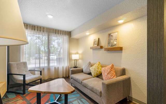 Extended Stay America Suites - Tampa - Northeast