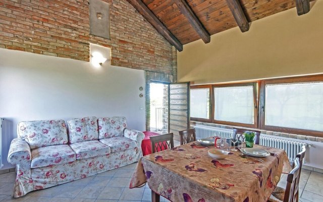 Amazing Home in Castagnole Delle Lanze With 2 Bedrooms and Wifi