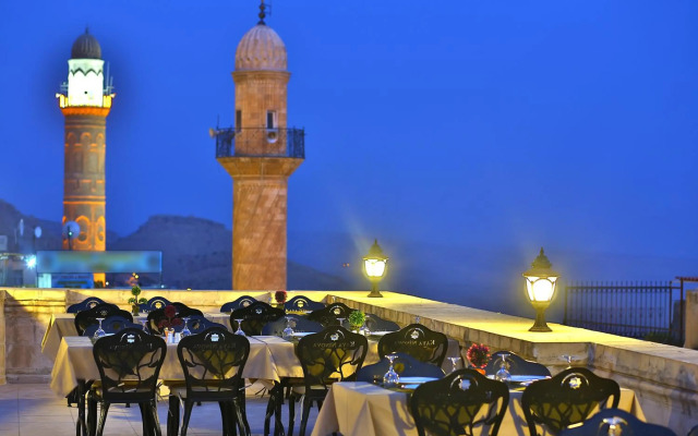 Kaya Ninova Hotel
