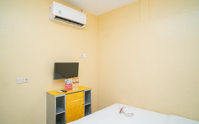 RedDoorz Syariah near Suramadu