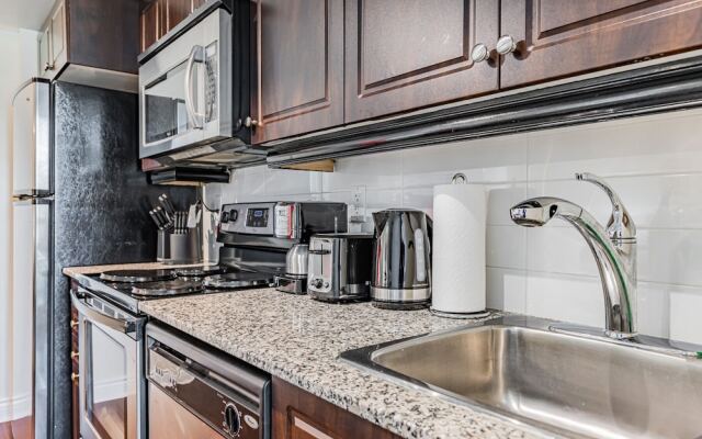 RS Boutique Suites - Fort York