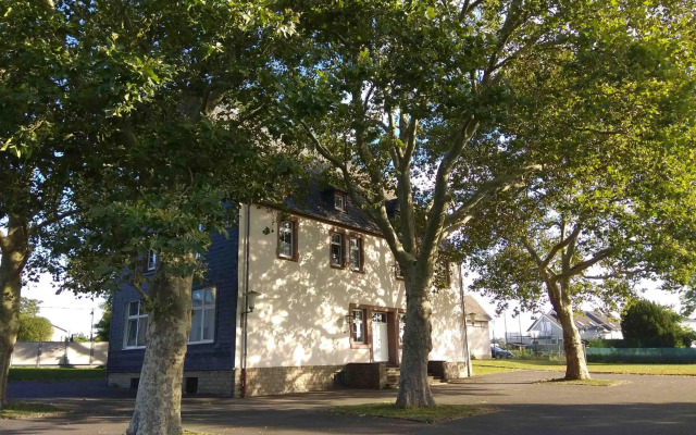 Alte Schule Gästehaus - Fräulein Apartment