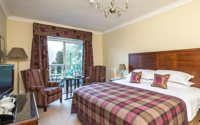 Macdonald Leeming House