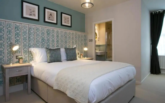 The Farmhouse at Mackworth