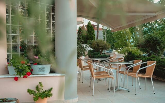 INO Luxury Rooms