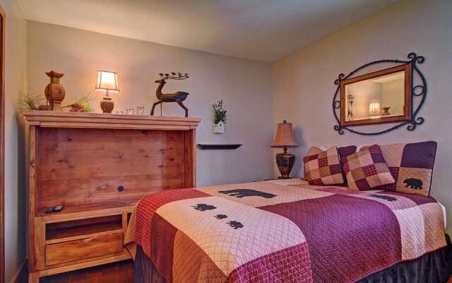 Gold King Lodge 8 Bedroom Home by RedAwning