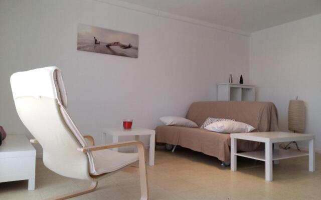 Toulon ouest T3 climatisé avec terrasse location à la semaine
