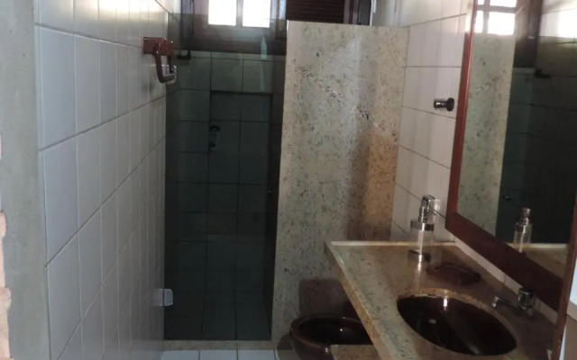 Mansão Macedo com Cozinheira