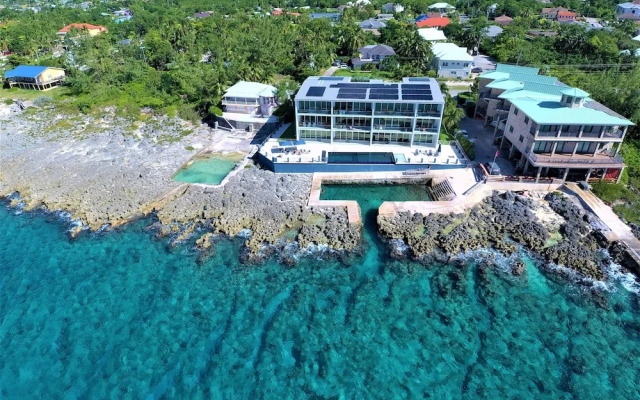 Lighthouse Point Dive Resort