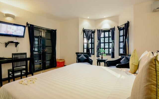 Dechasey Residence