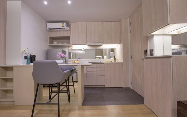 Balcony Seaside Sriracha Hotel & Serviced Apartments (SHA Extra Plus)