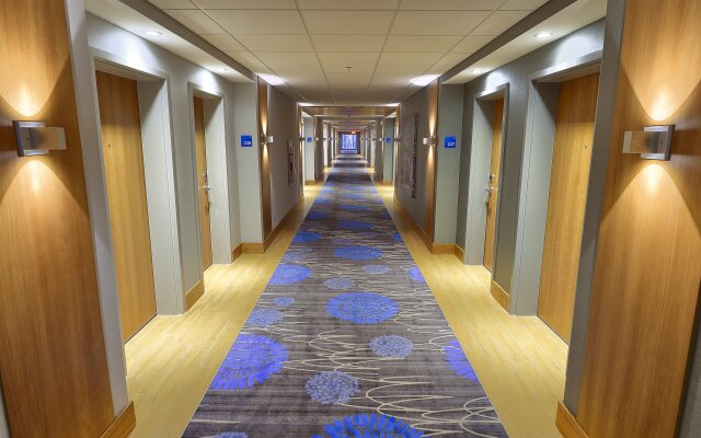 Holiday Inn Express & Suites Vaudreuil by IHG