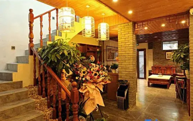 Xijia Homestay (L(Luoyang Luoyi Ancient City Lijingmen Branch)