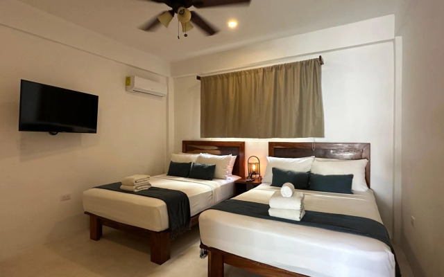 Noah Beach Hotel & Suites