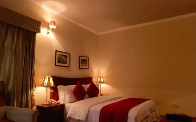Carlson Hotel