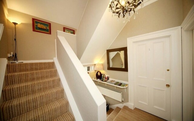 Craig Holm Guest House
