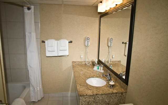 Best Western Plus Nor' Wester Hotel & Conference Centre